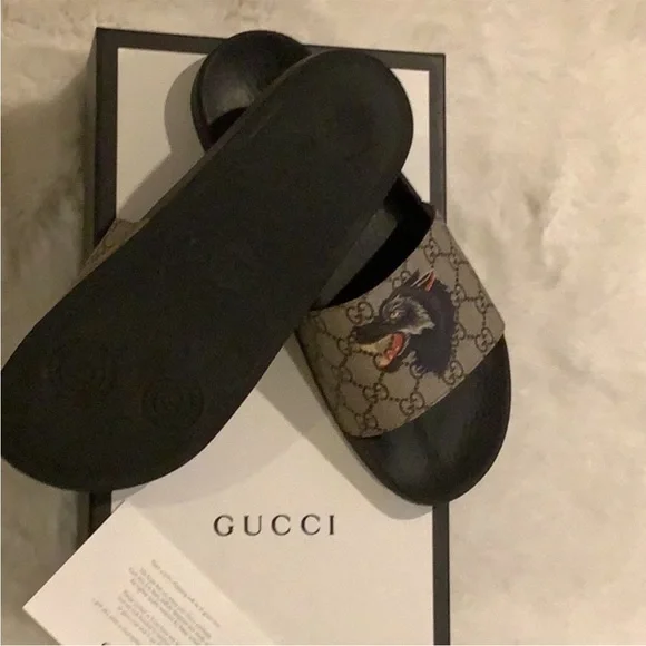 Gucci GG Wolf Black and Brown Monogram Slides Gucci 2017 GG Supreme Pursuit Wolf Slides - Brown Sandals  main image 3